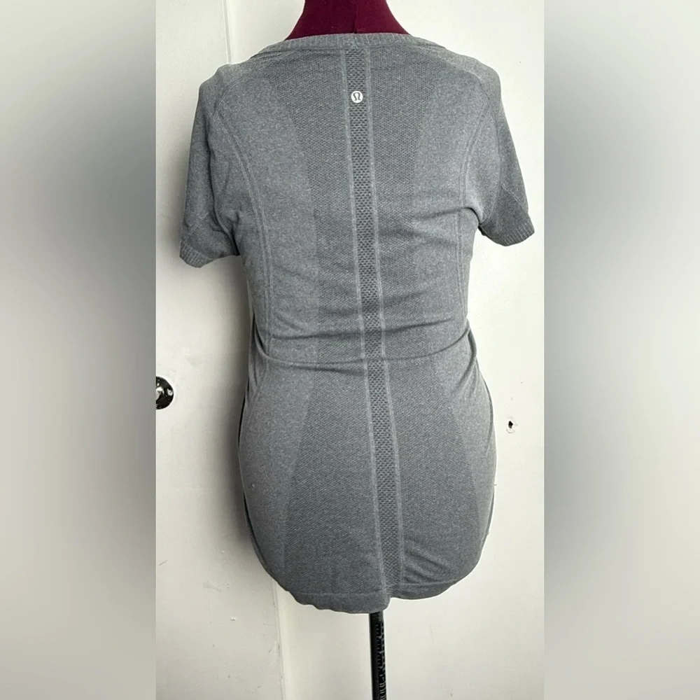 Lululemon Swiftly Tech Short Sleeve Crew Heathered Slate - Picture 4 of 9